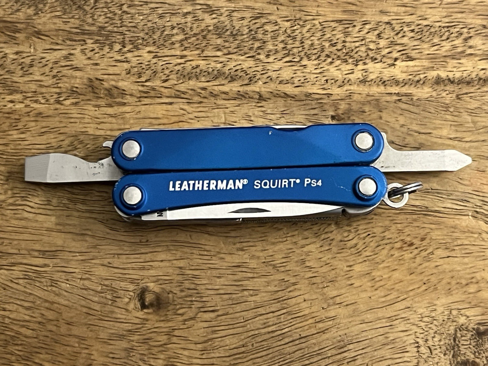 RETIRED Leatherman Squirt PS4 MultiTool Black DISCONTINUED SUPER NICE!