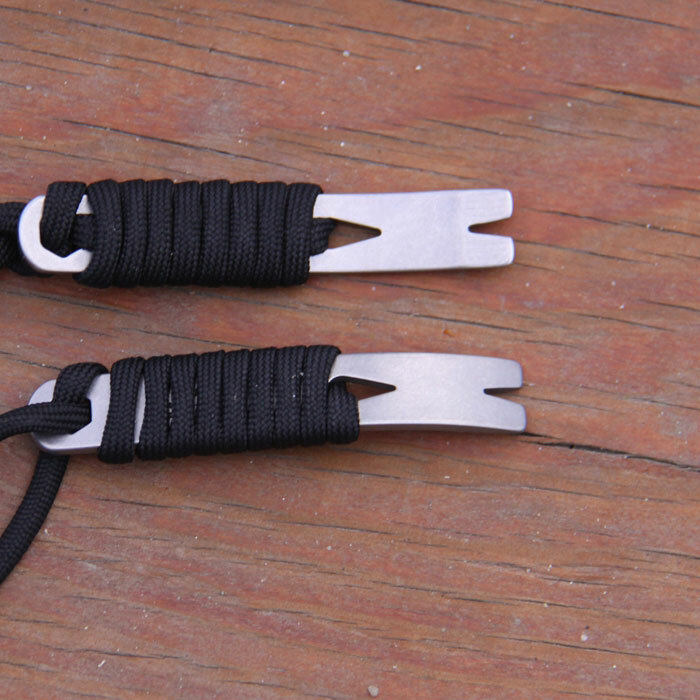 EDC Anti Skid Umbrella Rope Crank Stainless Steel Crowbar Keychain Pocket Tool