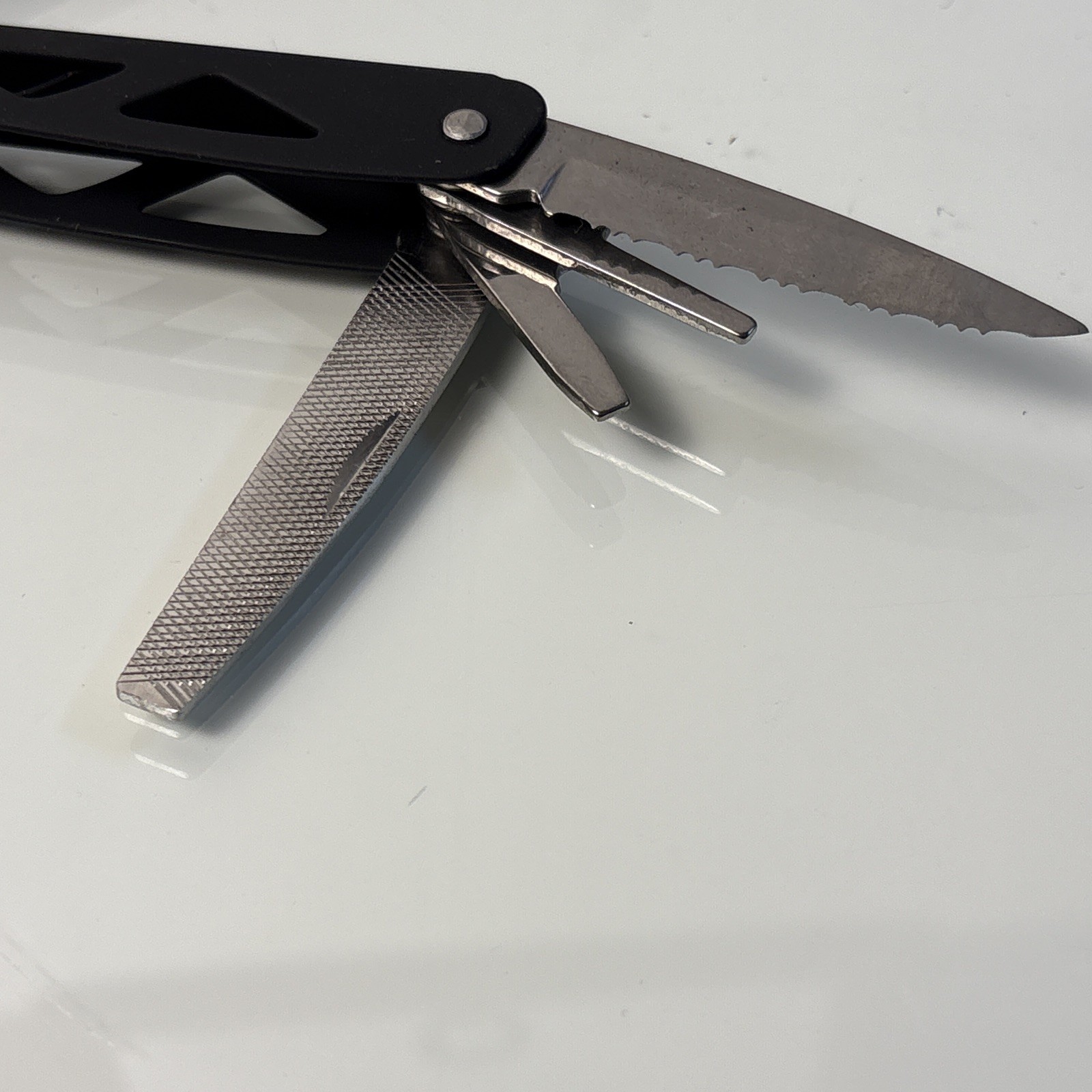 Black Skeleton Handle Multitool Pliers Pocket Knife Folding Tool Set EDC