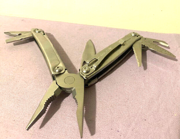 Leatherman Bolster Stainless Steel Multi-Tool With Pliers & Other Tools – Great