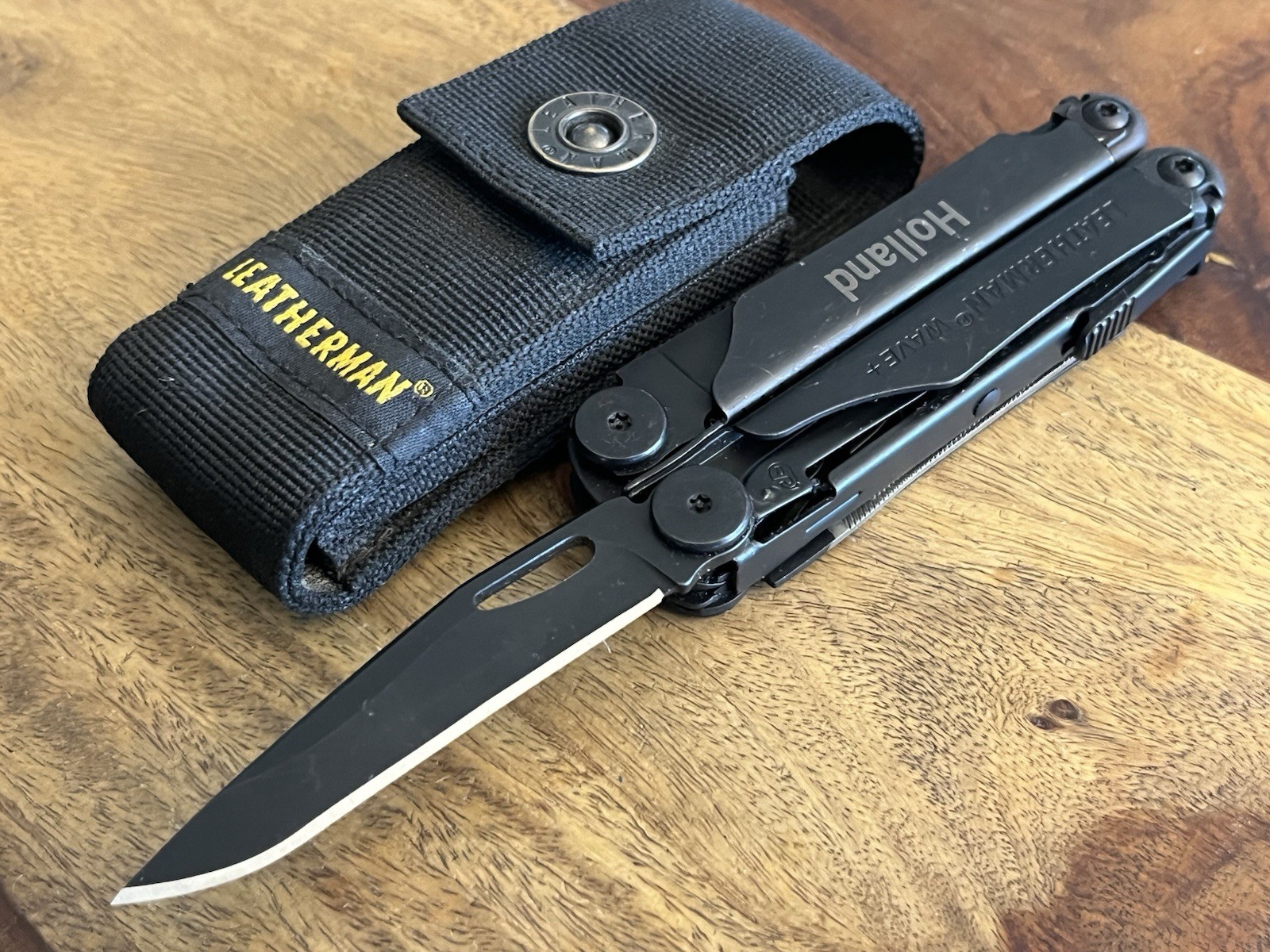 2025 Leatherman Wave Plus Black Oxide Multi-Tool EXCELLENT!!! w/Beautiful Sheath
