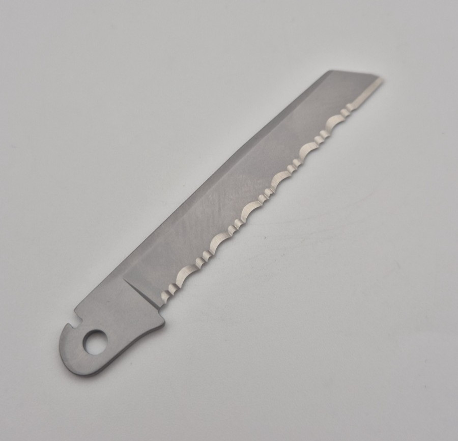 Leatherman Super Tool 300 – 420HC Serrated Knife – New Genuine Mod Part