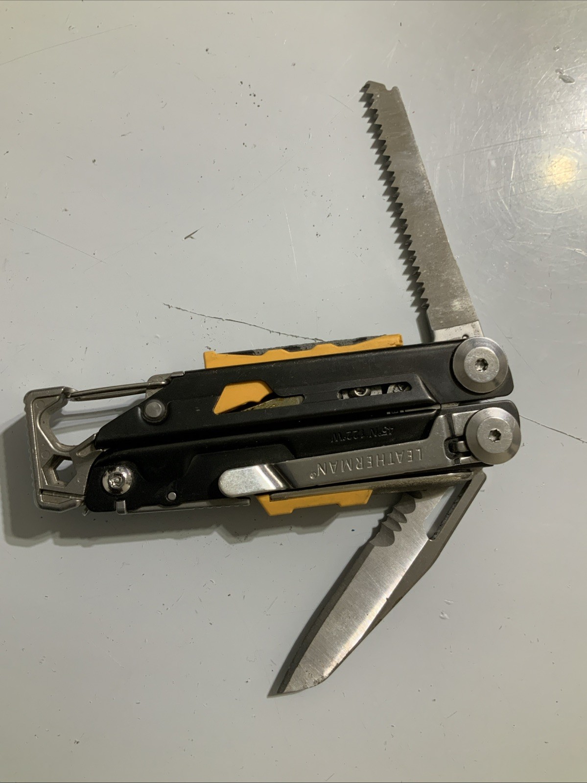LEATHERMAN Signal Multi-Tool! – S7