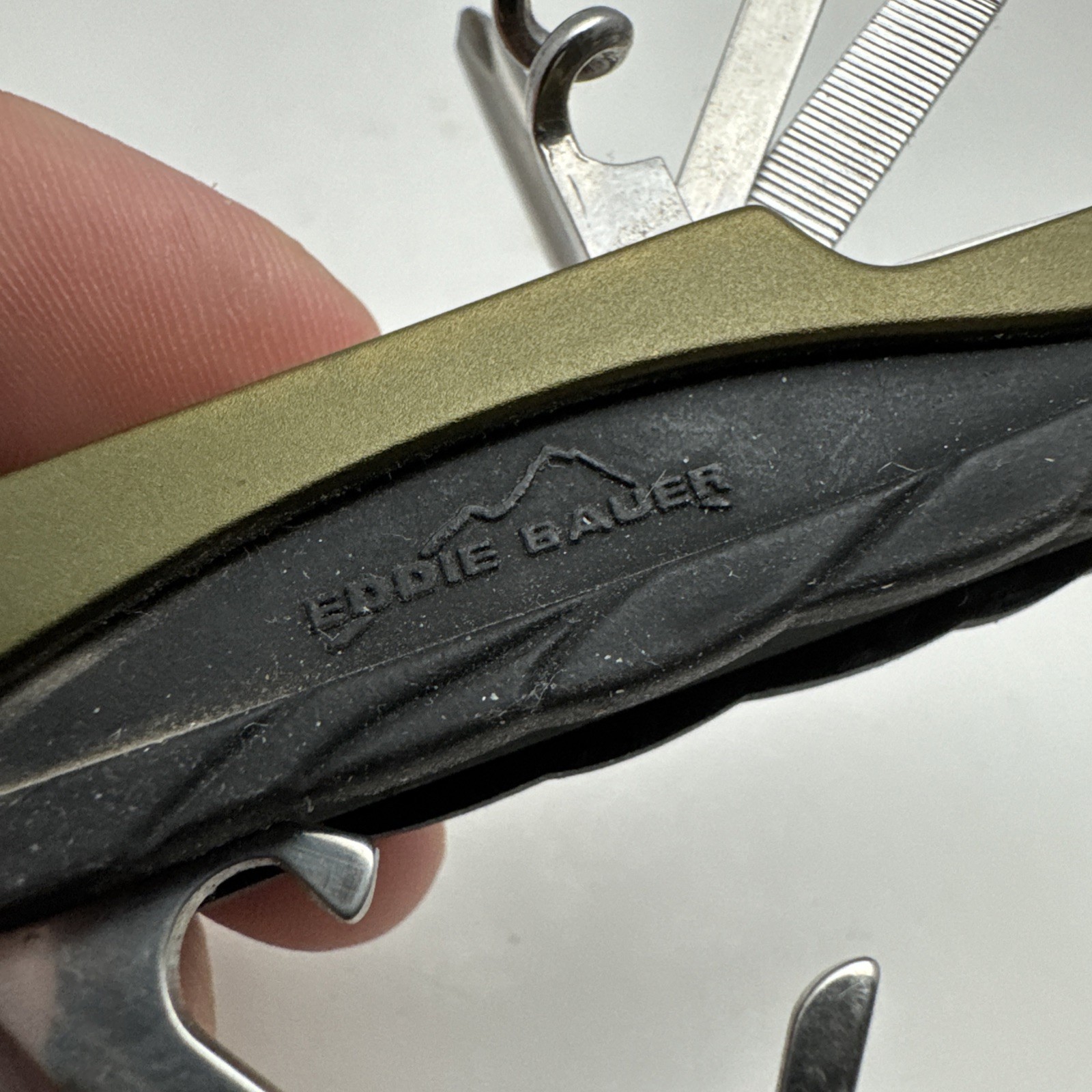 Eddie Bauer Multitool 11 Tools Black And Green