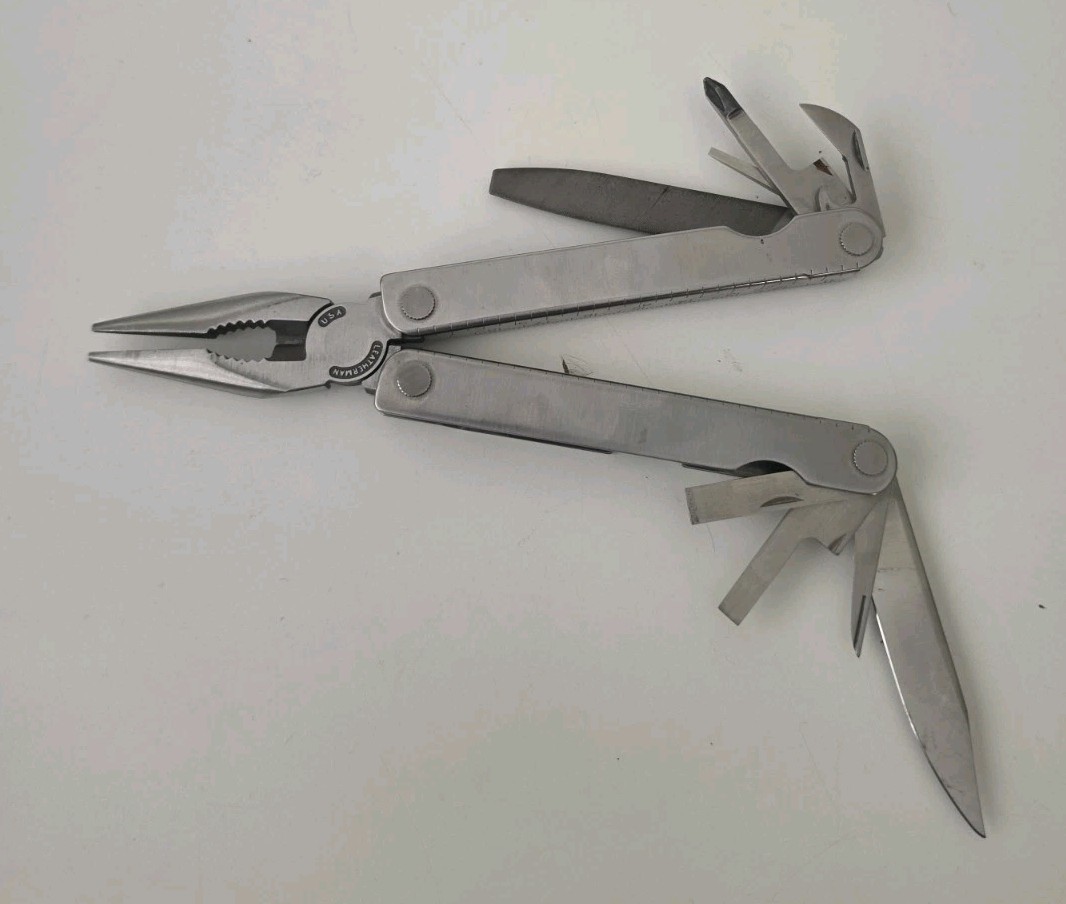 Lot Of 5 Leatherman-Wingman/Wave/Tool/Sidekick/Rev