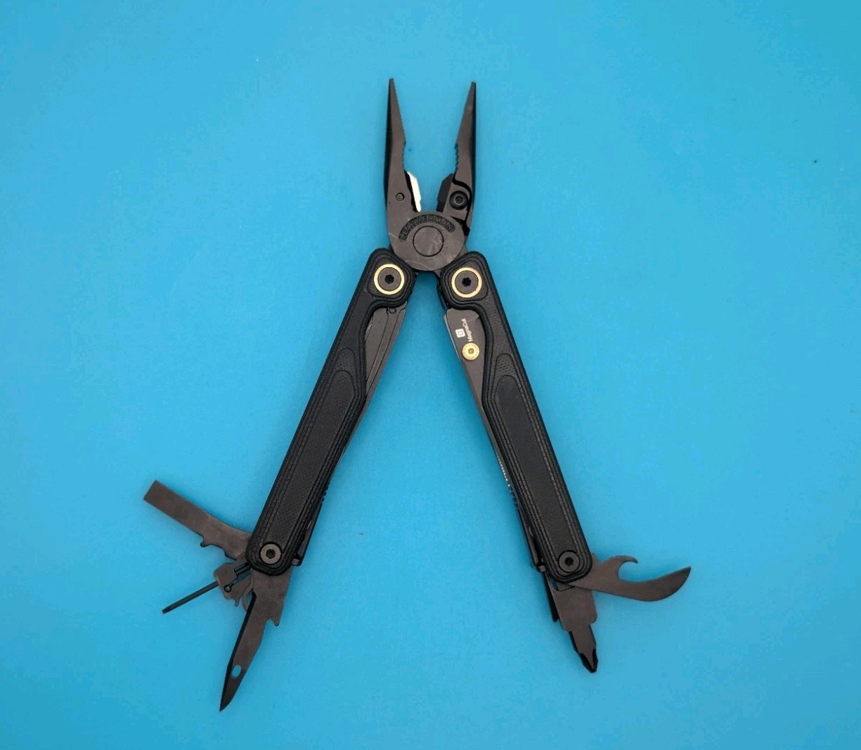 Leatherman Wave Alpha Multi-Tool! FAST SHIPPING! OBSIDIAN! MAGNACUT BLADE!