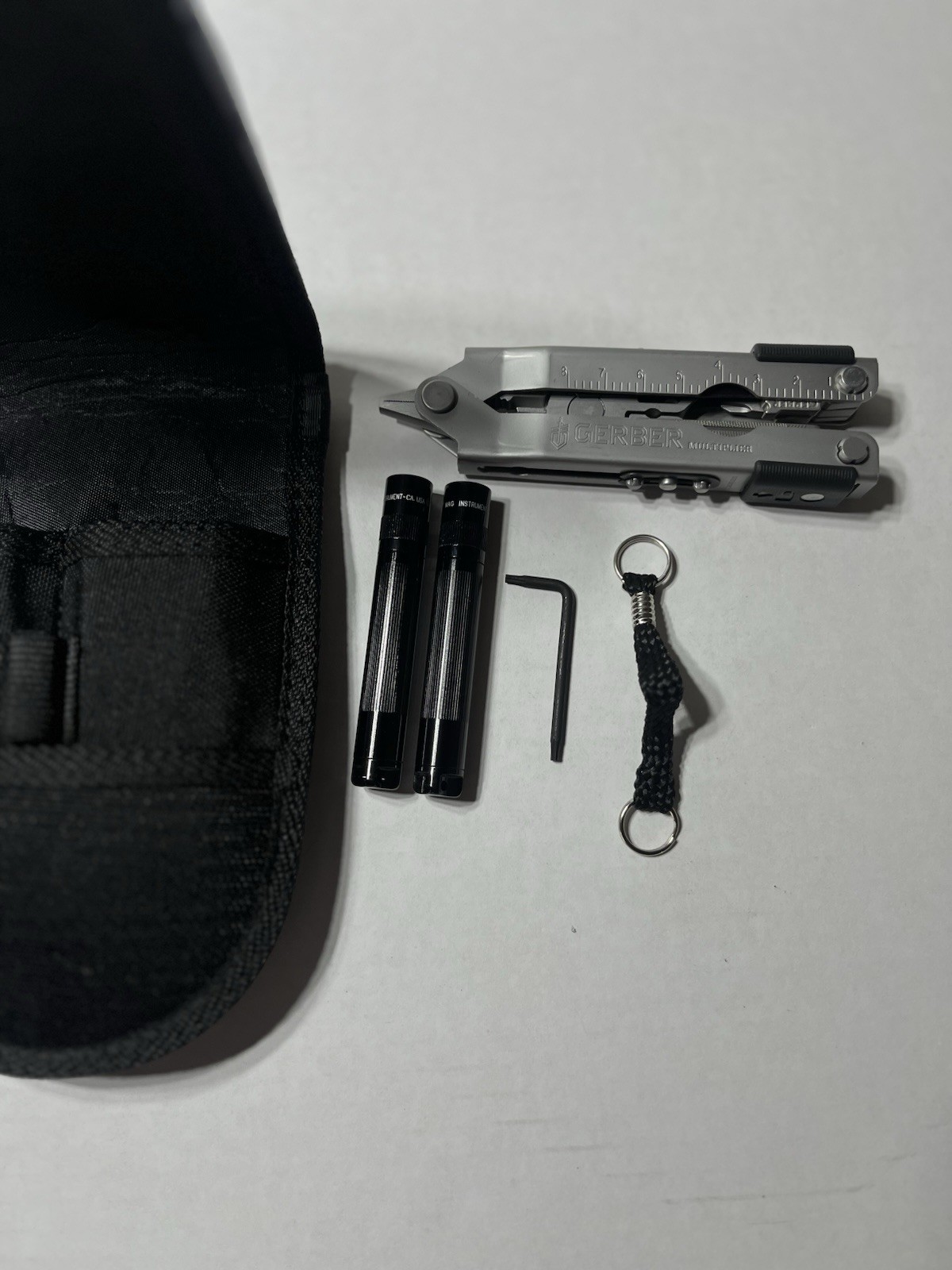 Gerber ‎MP600 Multi-Tool Plier +Sheath With 2 Flashlights ✨️New Maintenance Kit