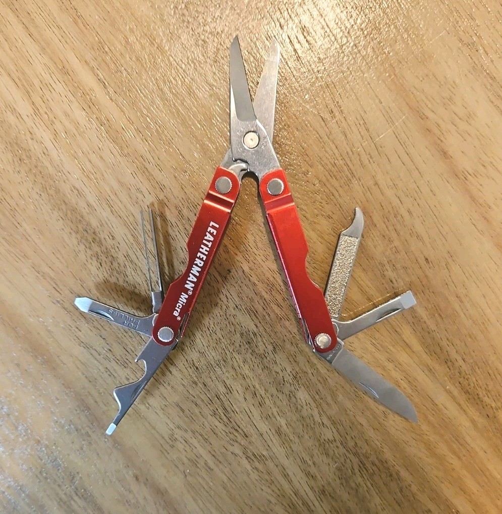 Leatherman Multi-Tool Micra Red Stainless Keychain Scissors Pocket Knife USA EDC