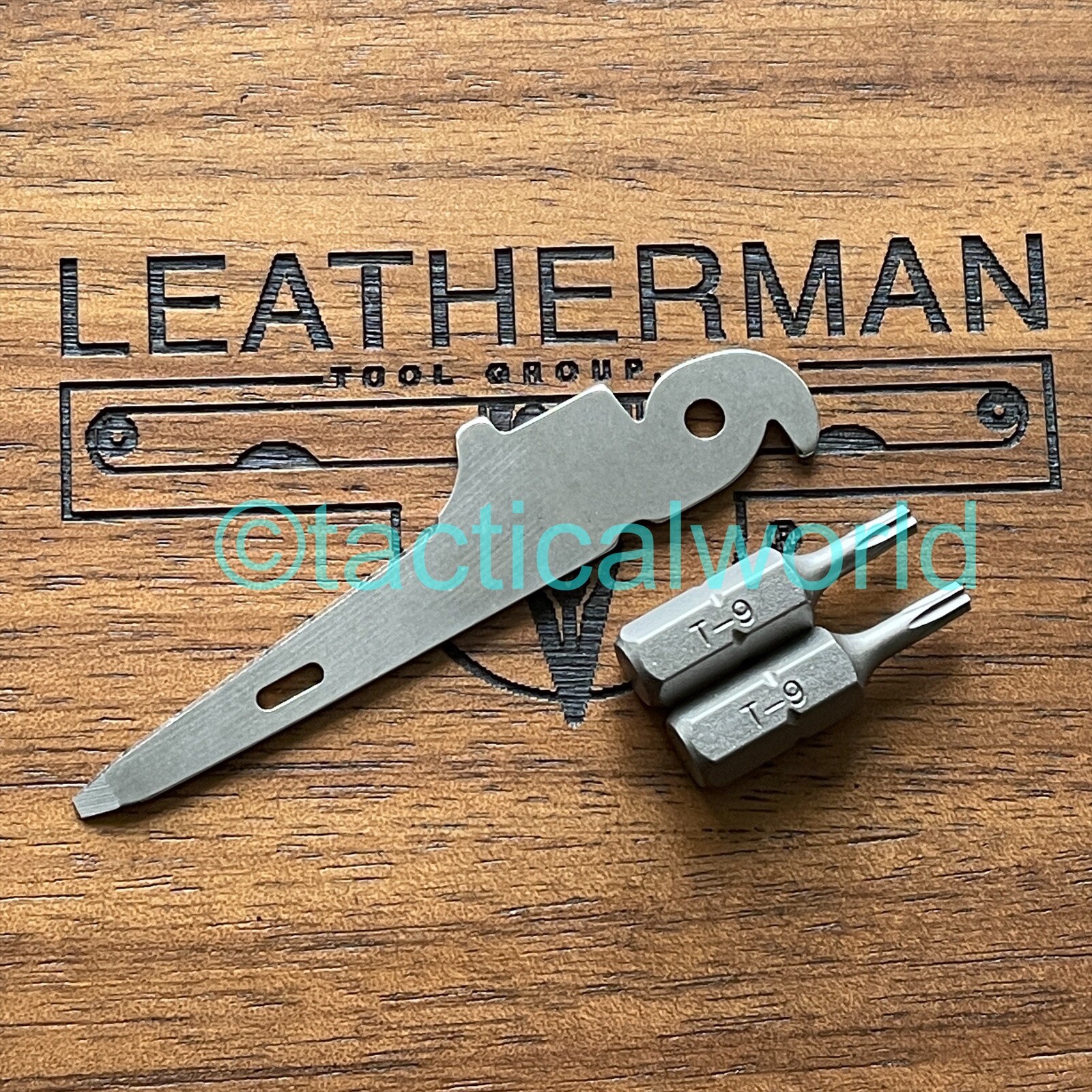 Leatherman Parts Replacement: model Free P4, Free P2: Awl / small screwdriver