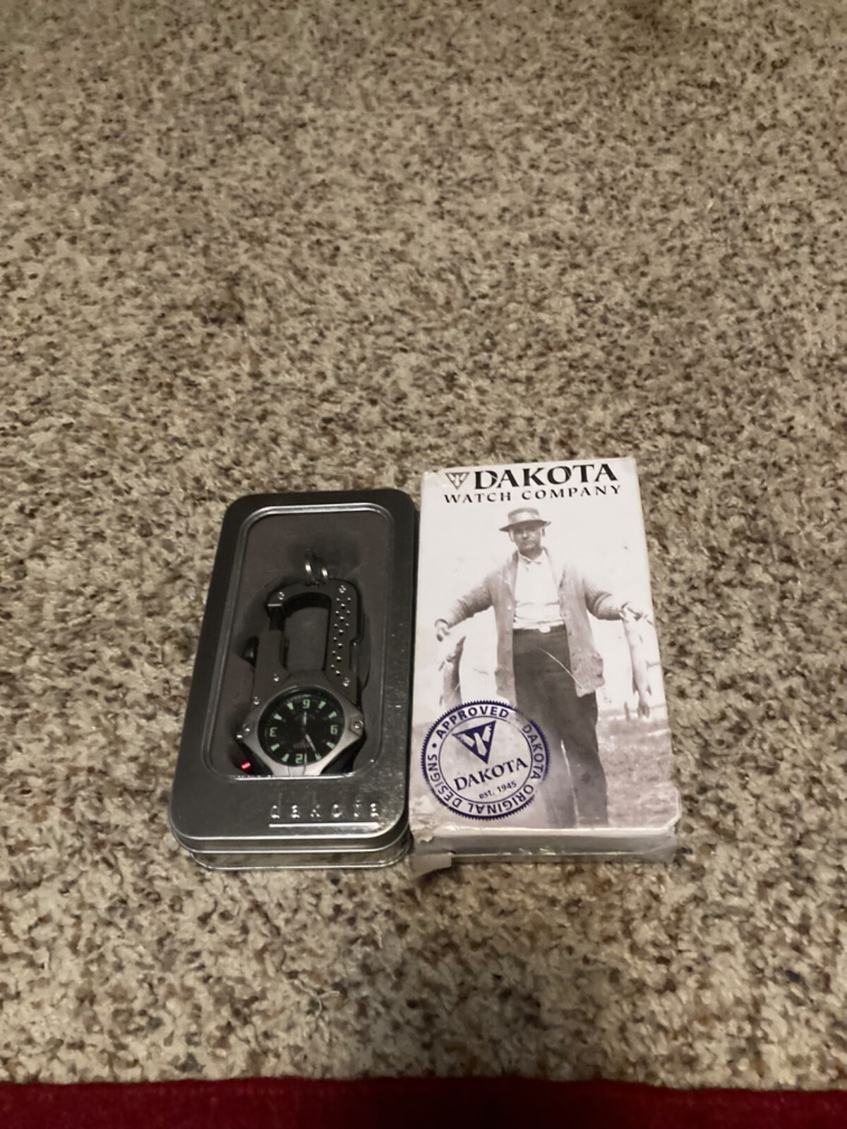 Brand New Dakota Carabiner Watch Multi Tool Pocket Knife Light Model 8761-2 NIB