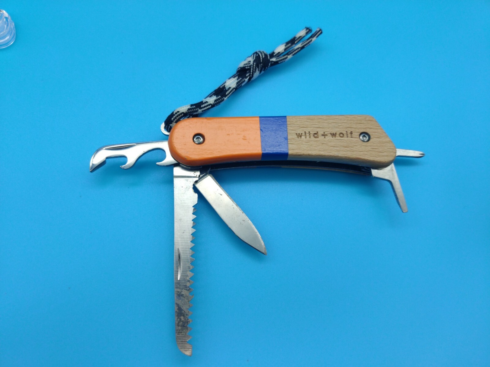 Wild + WOLF KNIFE TOOL Saw bottle opener can opener, screwdriver