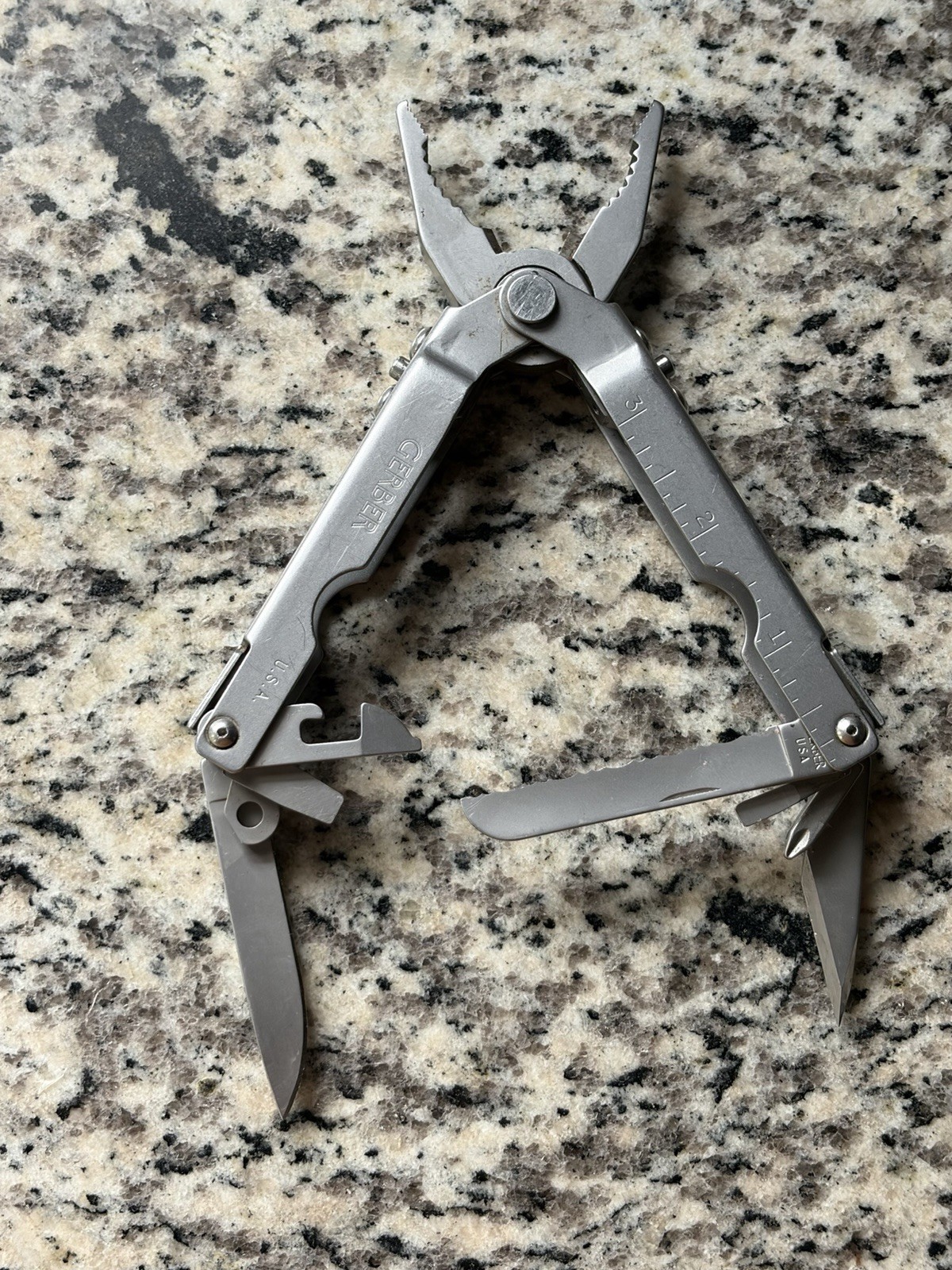 Vintage Gerber MP600 Multi-tool “Pat Pend” Early Production USA Made – Excellent