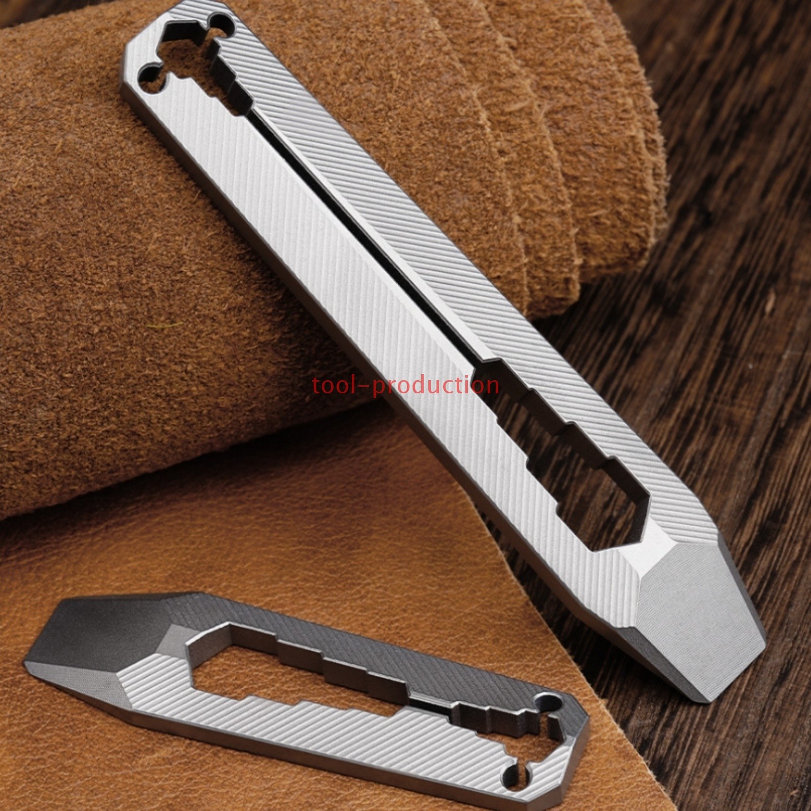 Titanium EDC Mini Pry Bar Keychain Wrench Portable Pocket Tool Perfect quality