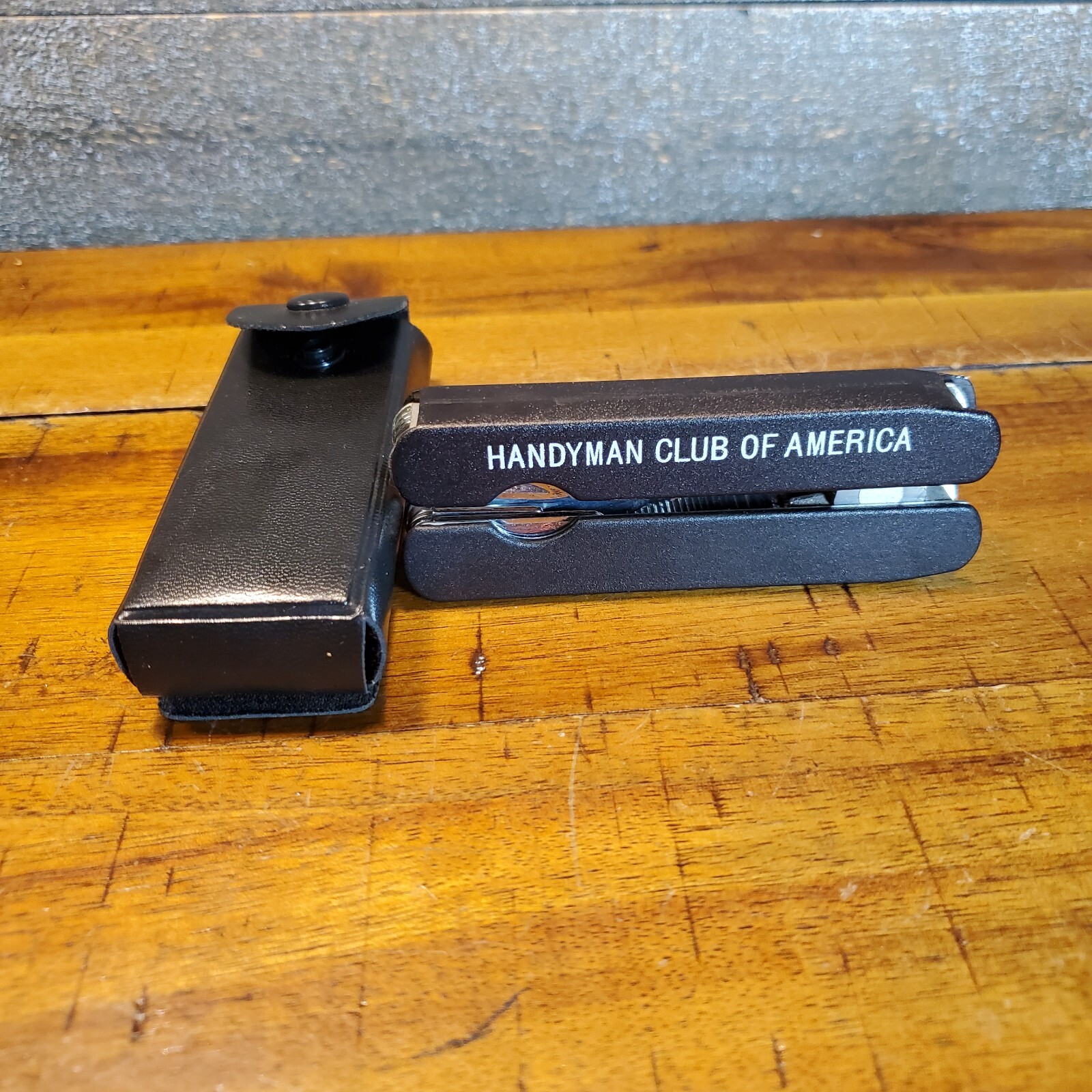 Handyman Club Of America Logo Folding Multi Tool Preowned