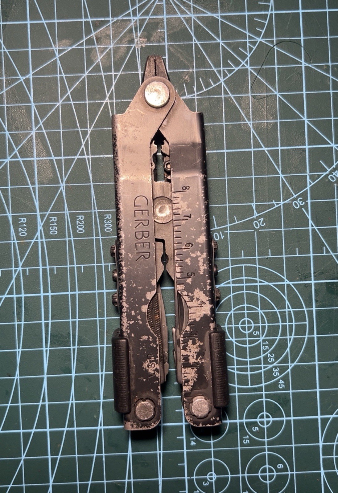 Gerber 75501 MP600 Needlenose Multi-Tool Used For Parts Or Repair