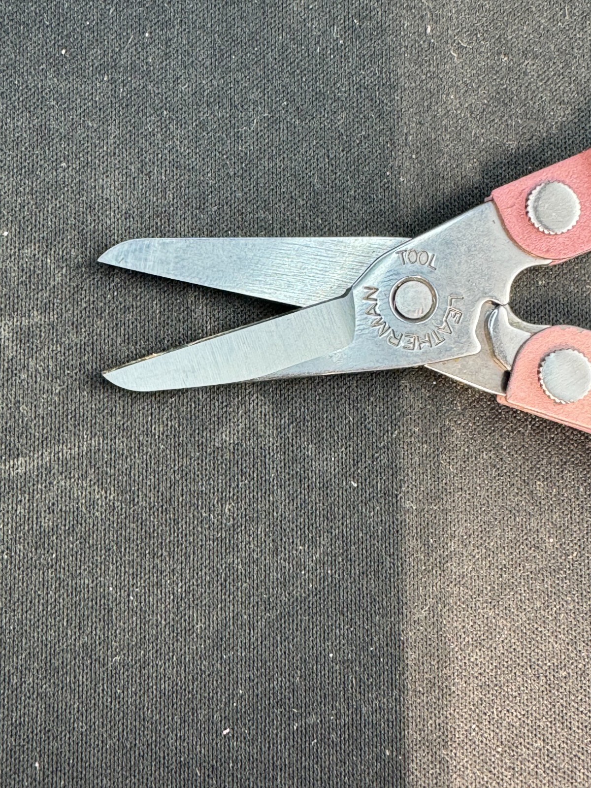 Leatherman Micra 10 in 1 Multitool Anodized Aluminum – Heathered Blush