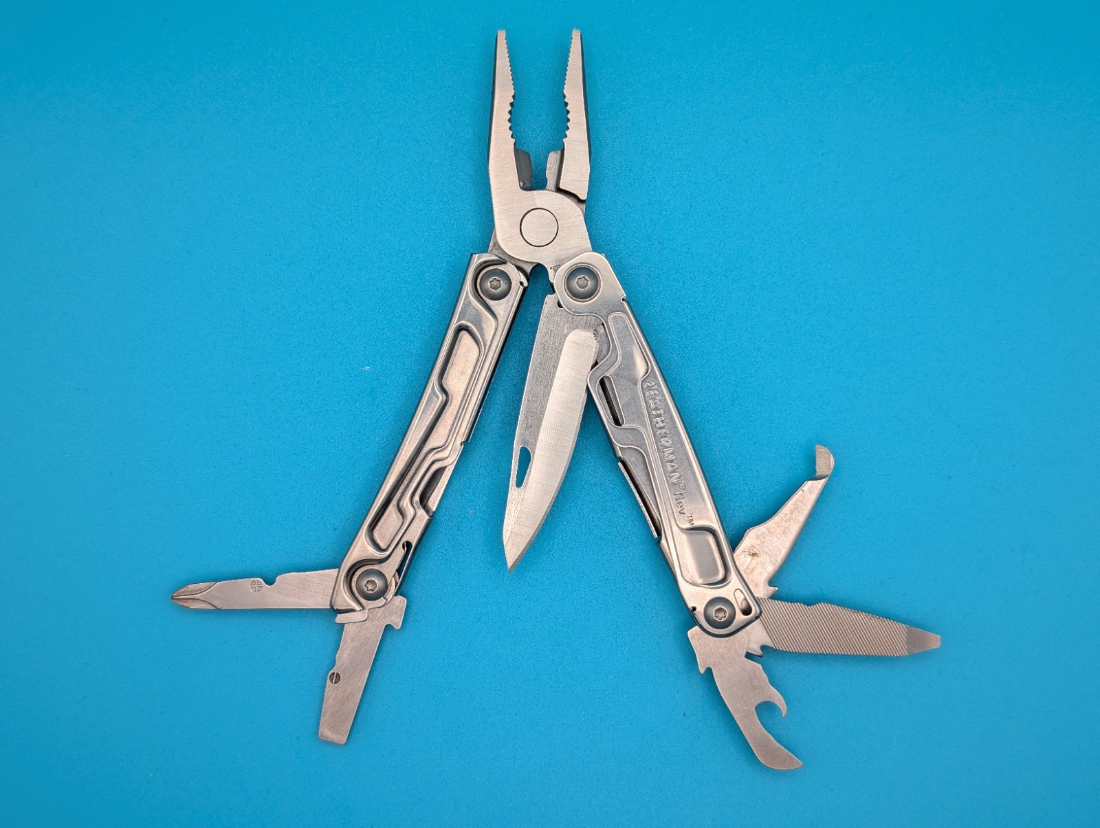 Leatherman Rev 3.8″ Multi-Tool, Stainless!