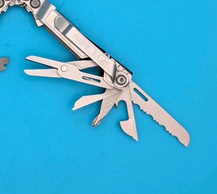 SOG PowerPint Tool Compact Lightweight Silver Multi-Tool!
