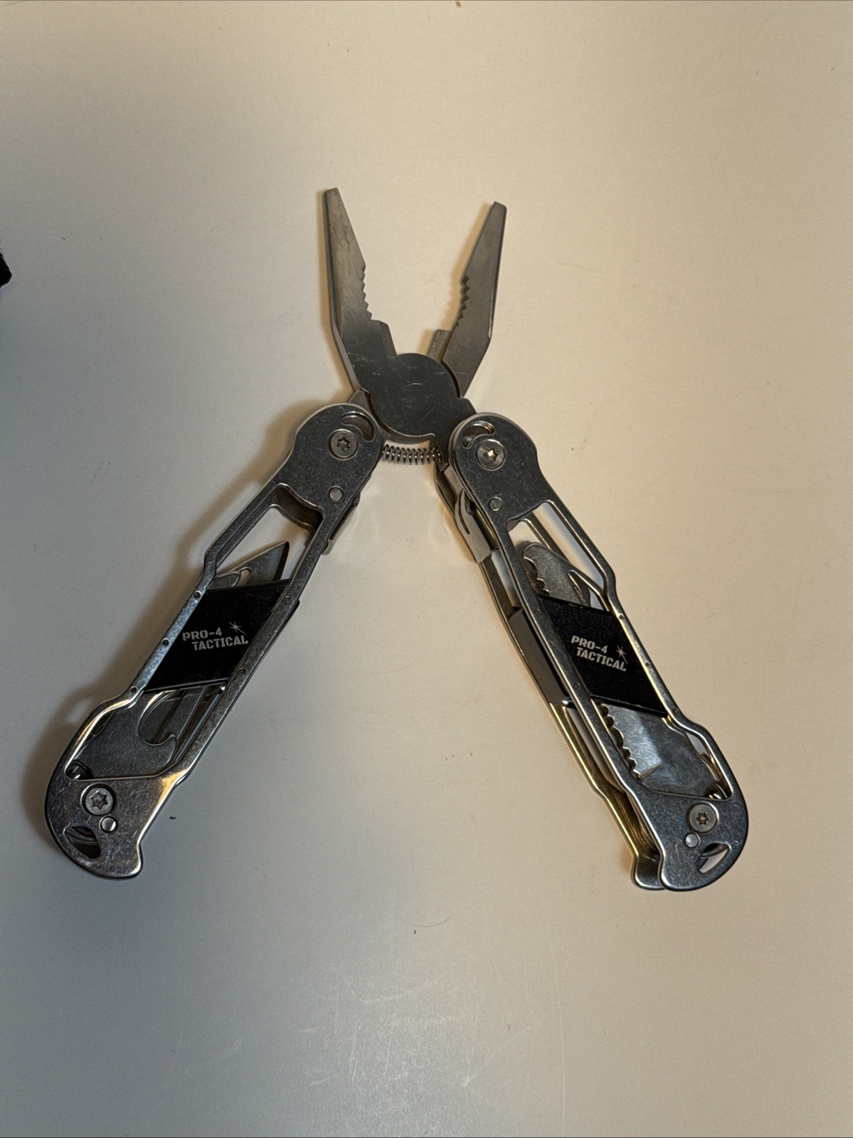 PRO-4 TACTICAL 12 IN 1 MULTI-TOOL PLIERS/ W NYLON SHEATH