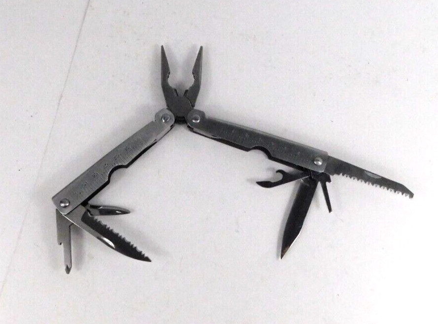 Quality Winchester 10+ Multi-Tool Stainless Steel With Sheath & Tool Bit Set