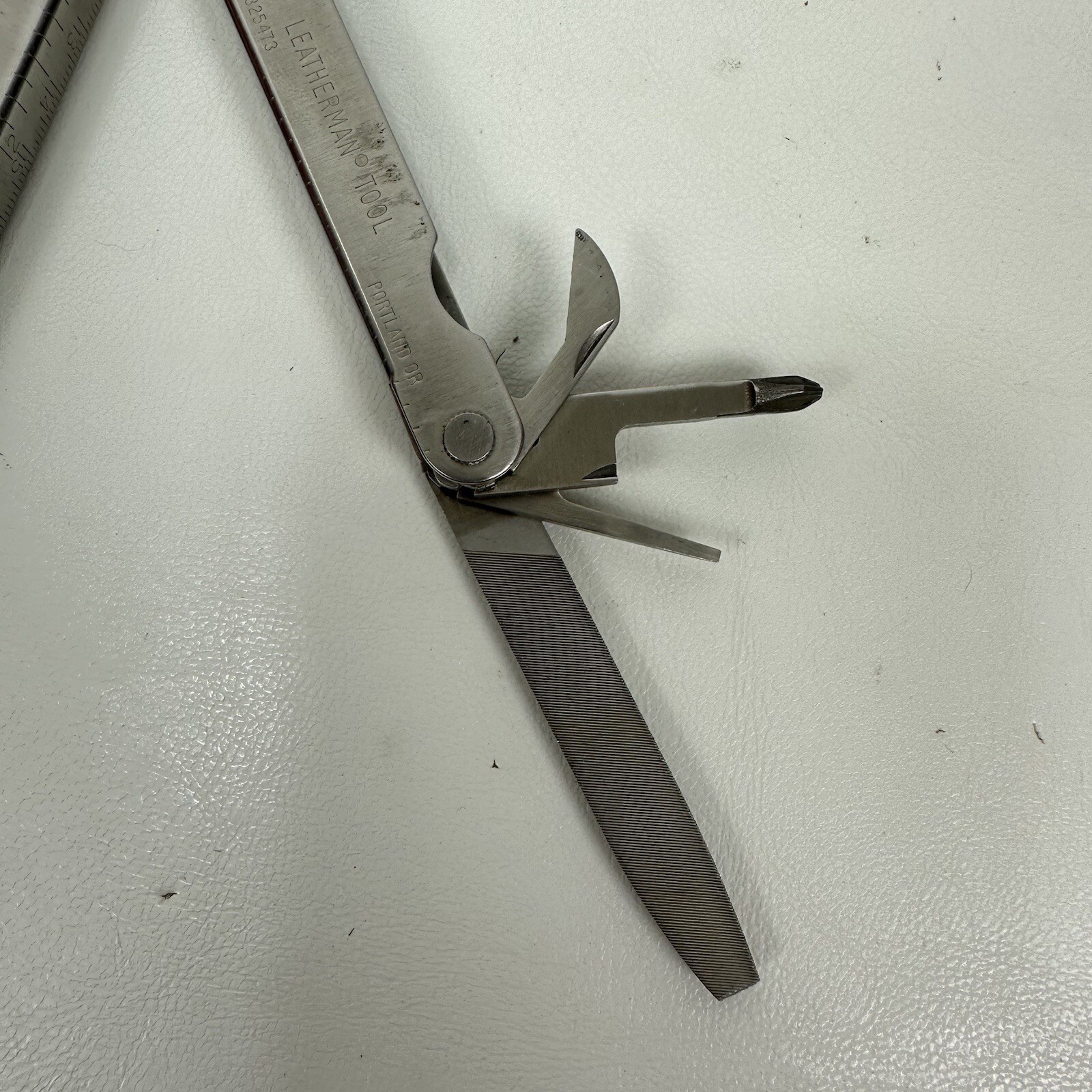 Leatherman Multi Tool Portland OR TM 1325473 With Pouch USA Vintage Original