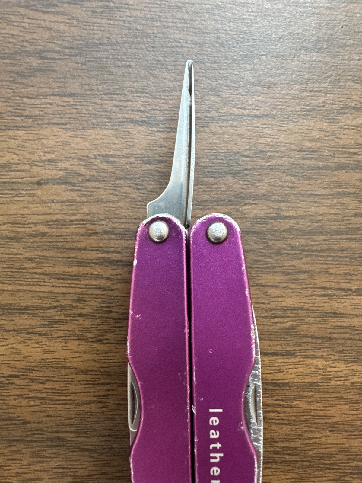 Discontinued Gen 1 Purple Leatherman Juice XE6, Fish, Great EDC *READ*