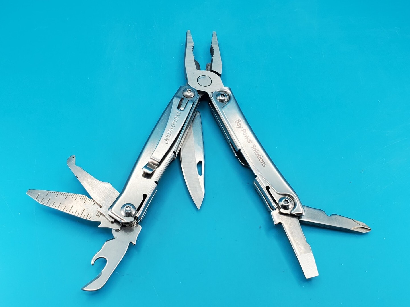 Leatherman Rev 3.8″ Multi-Tool, Stainless! *GENERAC BAY POWER SOLUTIONS*