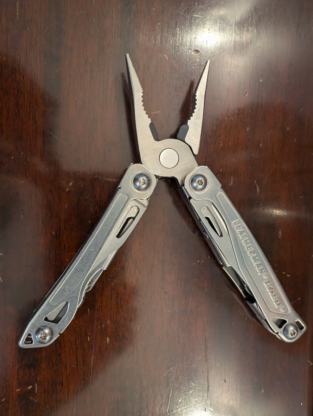 Leatherman Sidekick Multi-Tool, Knife, Pliers, Saw, EDC A