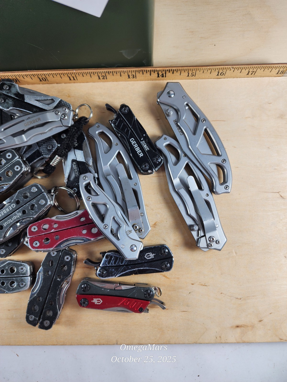 3-3.5 pounds grab bag GERBER MINI Multi-Tools & knives. outdoors Hunting Prepper