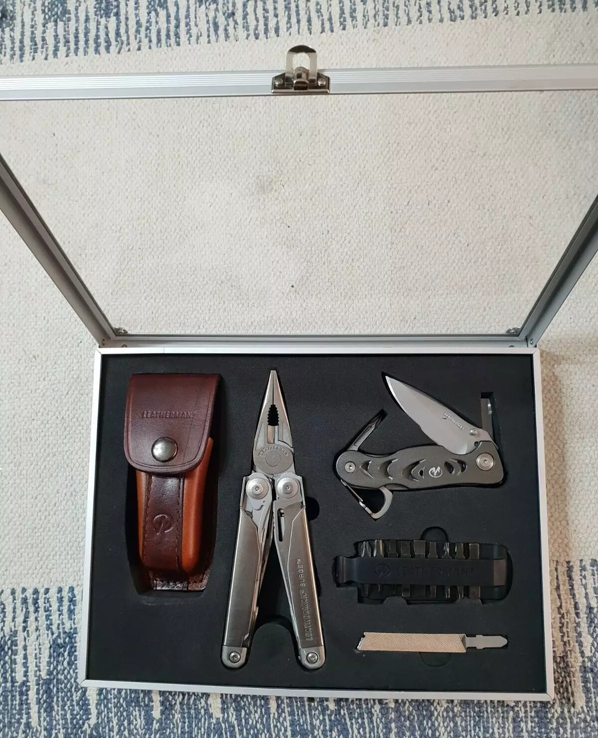 🔥 Leatherman Surge Gen 1 + C308 Knife Leather Premium Sheath New Collectors Set