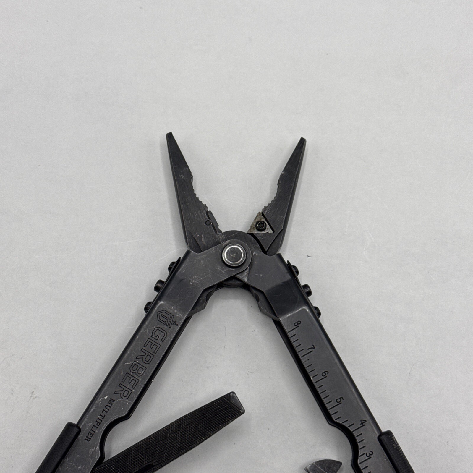 Gerber MP 600, Carbide Cutters, Needlenose – Black