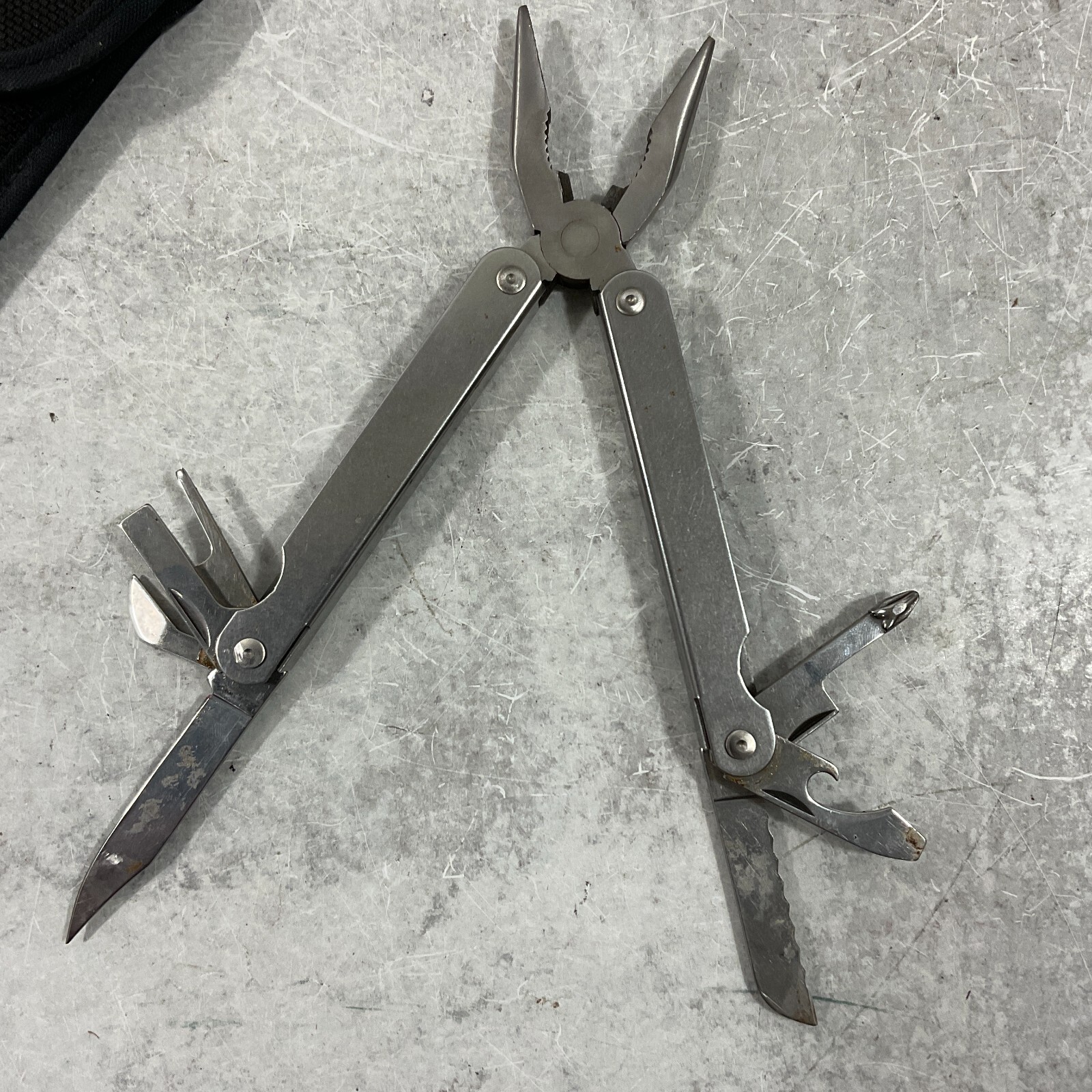 Imperial Ireland Sports Afield Folding Multi-Tool Utility Knife + Belt Sheath