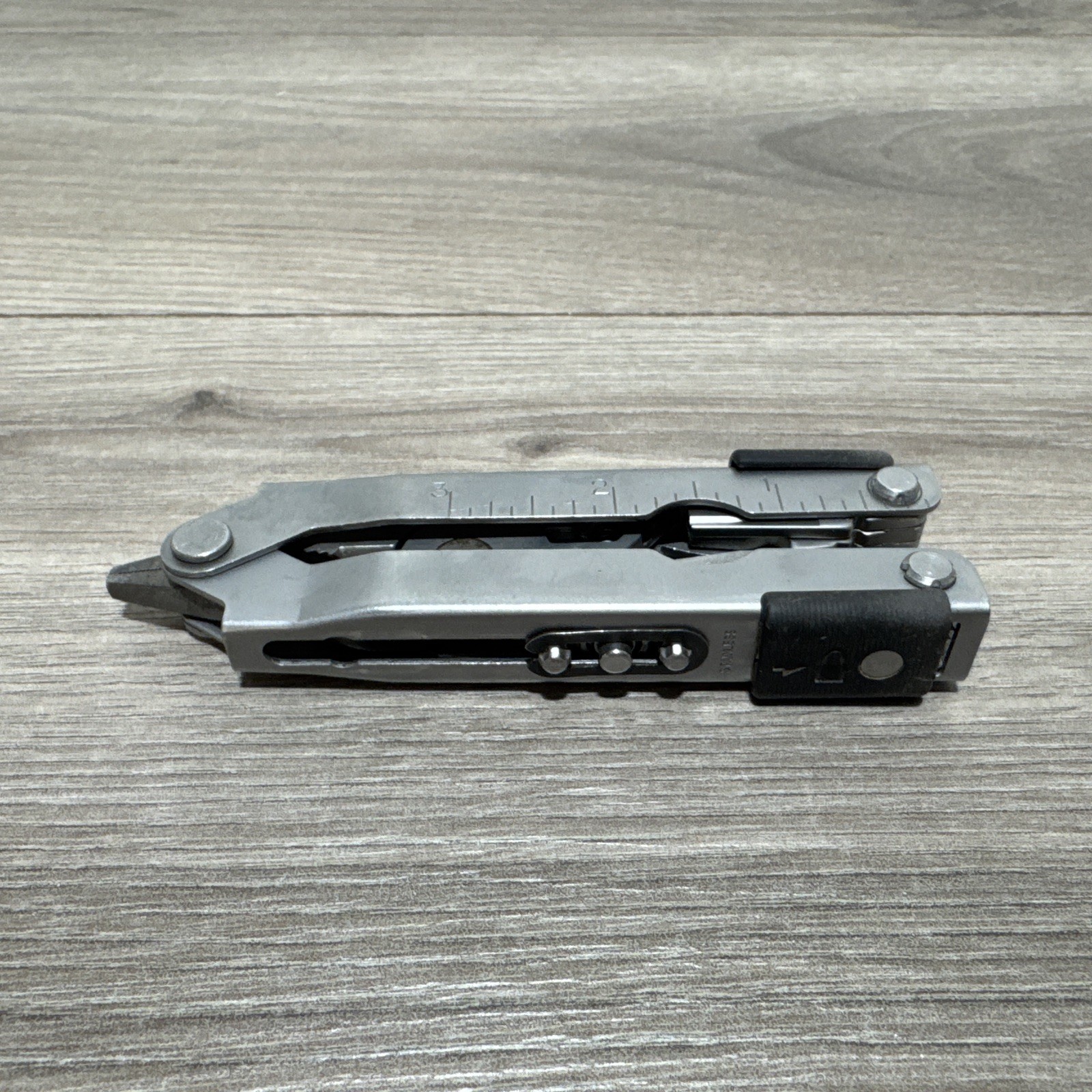 Gerber USA Multi Plier Needle Nose Stainless Folding Multi Tool VINTAGE