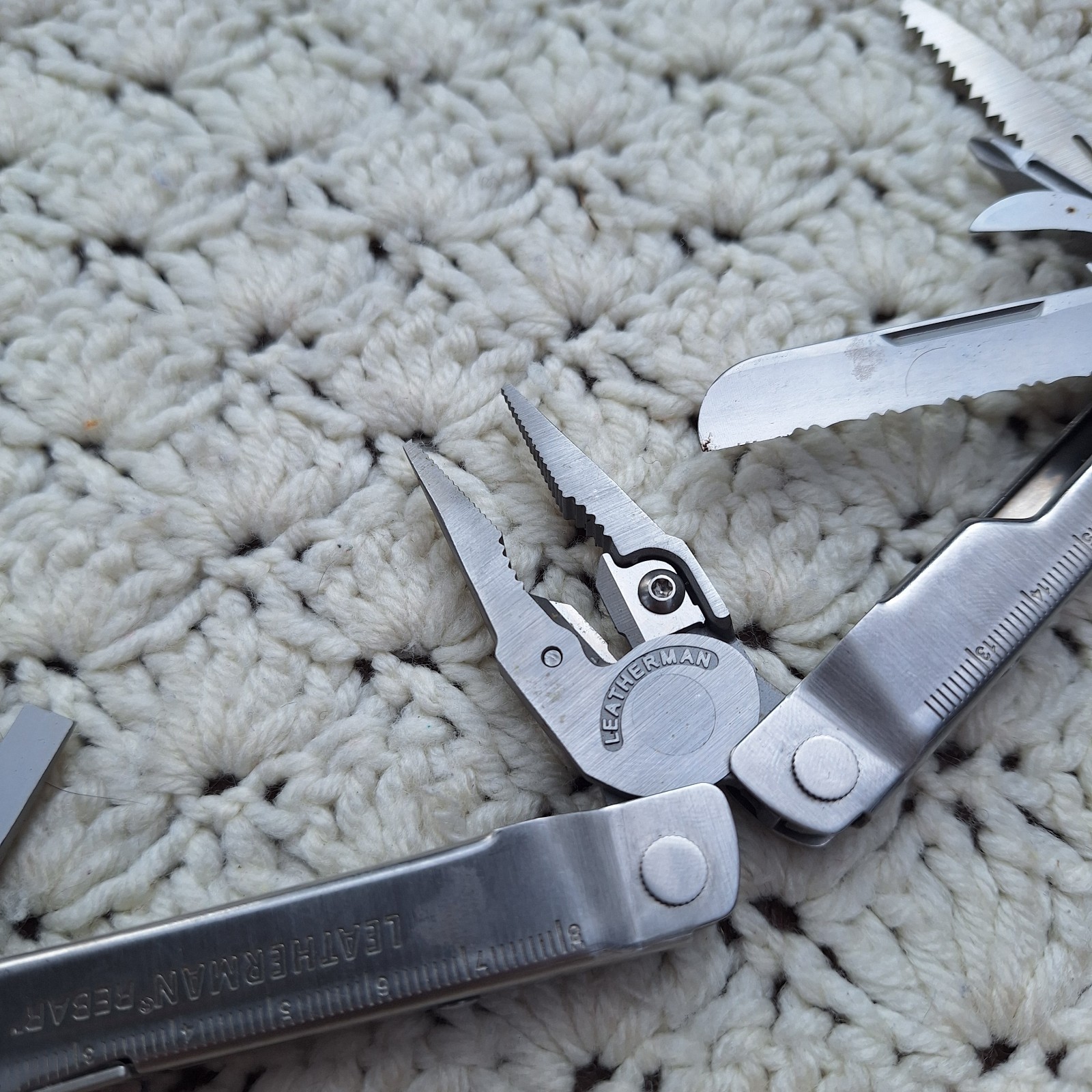 Leatherman Rebar Stainless Steel Multi Tool Pocket