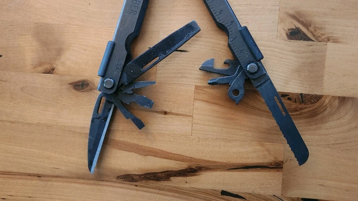 Gerber MP600 Multi-Tool Multi-Plier Black Oxide – Great Condition – B32