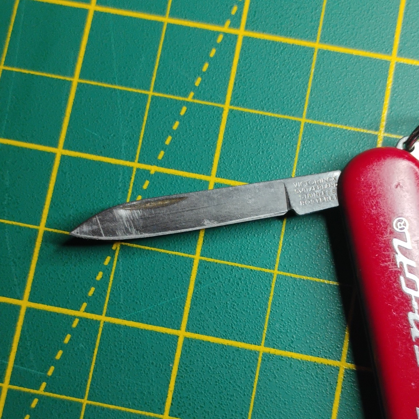 Snap-on Victorinox Pocketknife 2 Tools Knife Nail File SS 1.5in Red Lanyard