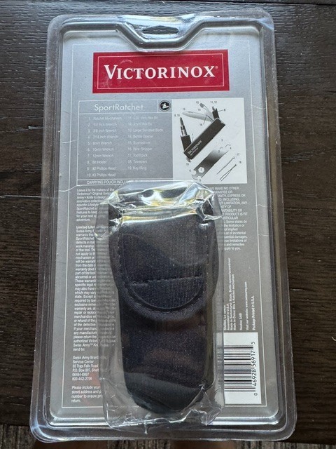 Victorinox Swiss Army Knife, Sport Ratchet/Pouch 19 functions *NEW IN PACKAGING*