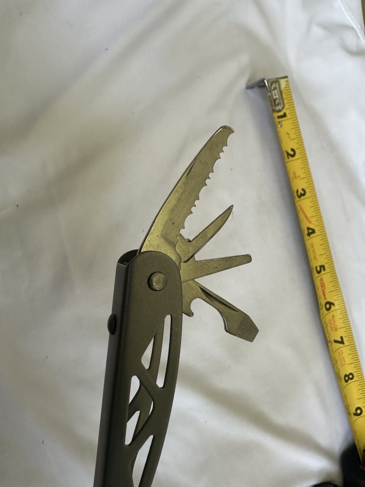 Stainless Steel Pocket Knife Multi-Tool Blade Unbranded Letherman Style 3” Cl