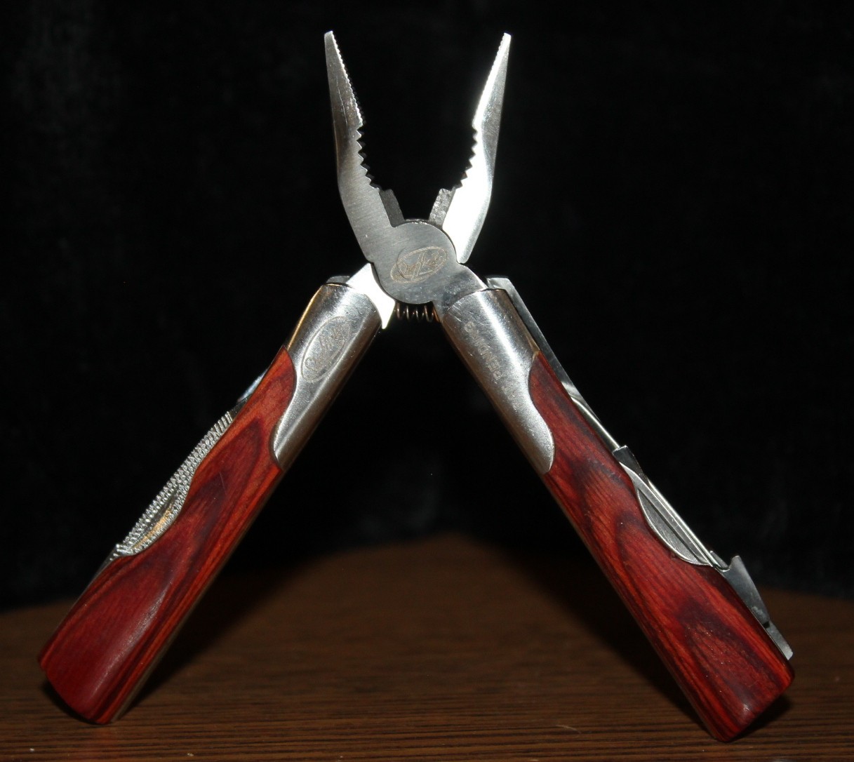 Sheffield 9 In 1 Wood Grain Handle Multi Tool Knife 9 In 1 Made By Sheffield