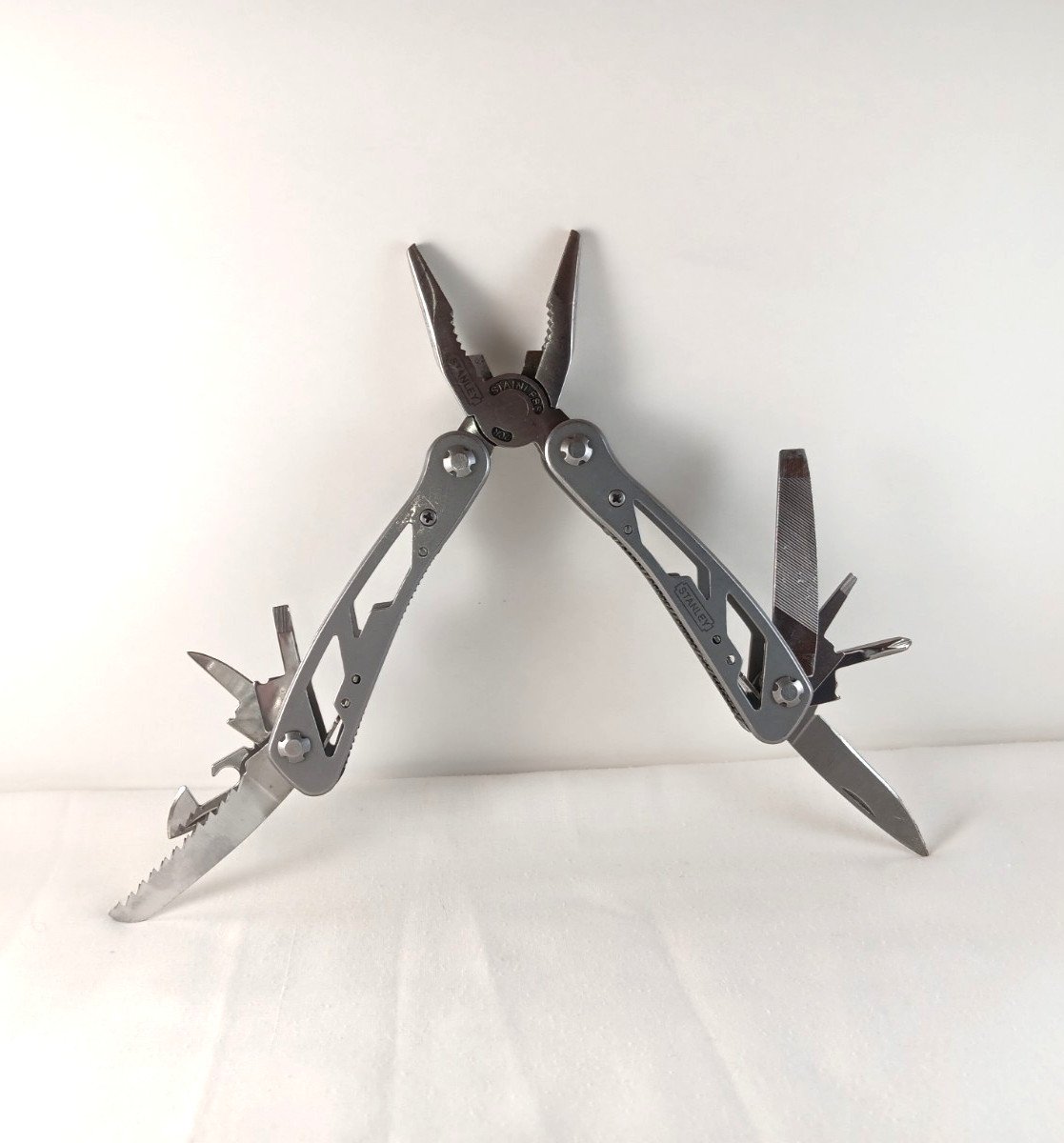 Stanley Stainless Steel 9 in 1 Combination Pliers, Knife Multitool Survival
