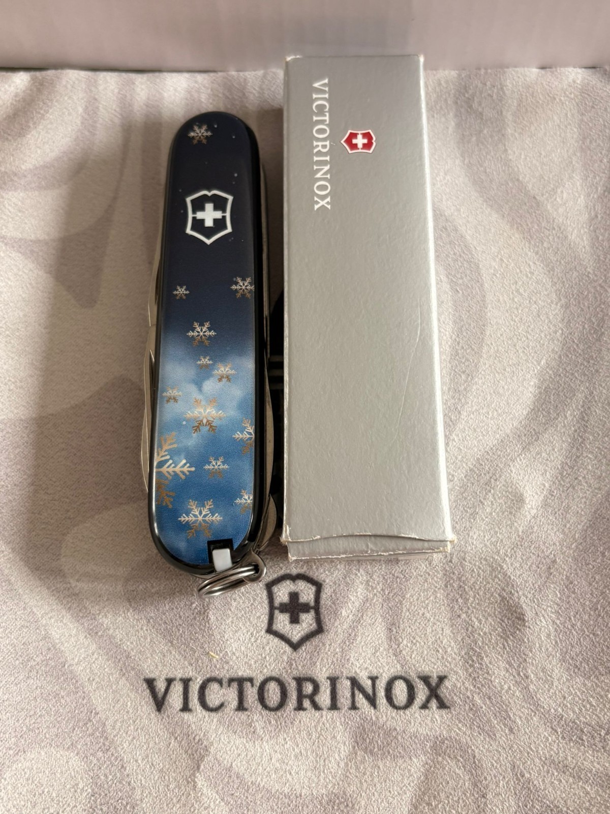 RARE Victorinox All you wish 2016 Christmas knife only 5000 made NIB