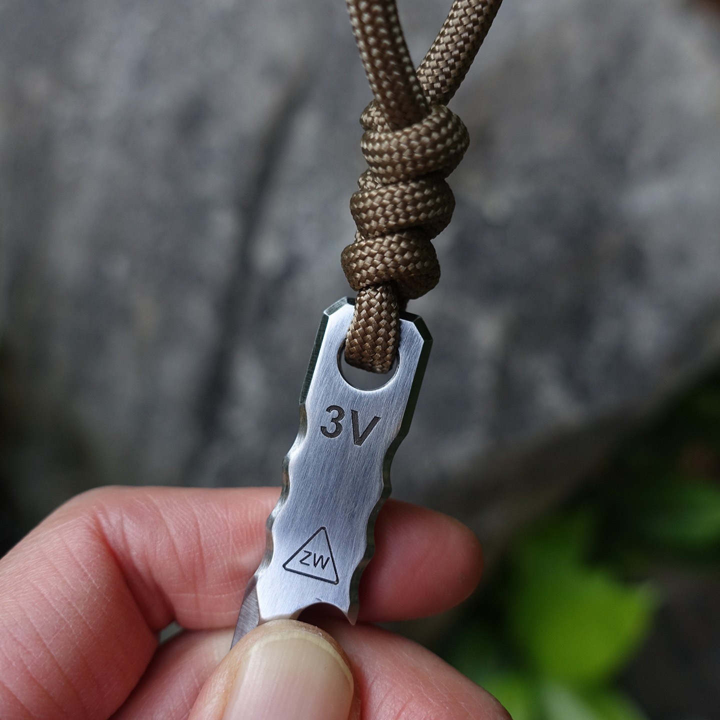 Powder steel CPM-3V Mini Pry Bar – EDC Keychain Bottle Opener Multi-Tool