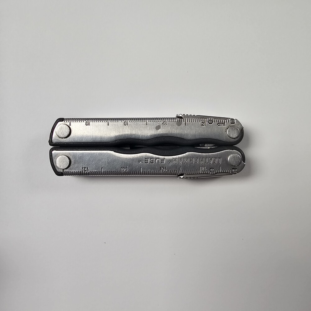 LEATHERMAN FUSE STAINLESS USA MULTI-TOOL