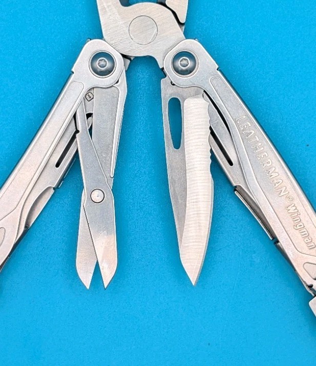 LEATHERMAN WINGMAN MULTI-TOOL! FAST SHIPPING!