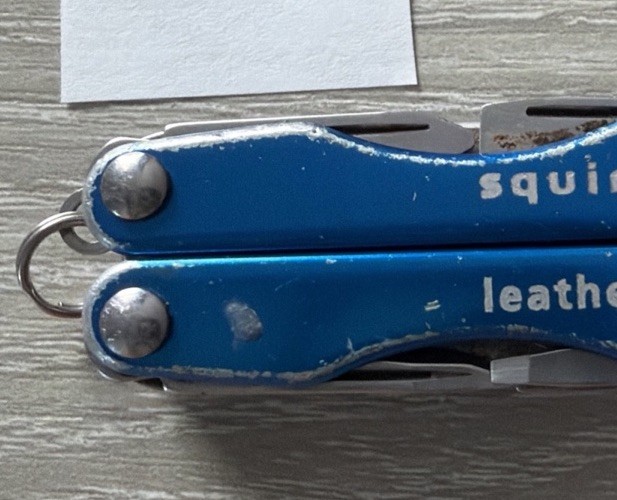 Leatherman Squirt P4 MultiTool Plier Knife File Drivers Blue Metallic