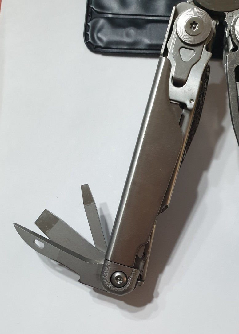 🔥🔥 Leatherman Surge Damascus Blades Rare Mint Multi Tool Rare