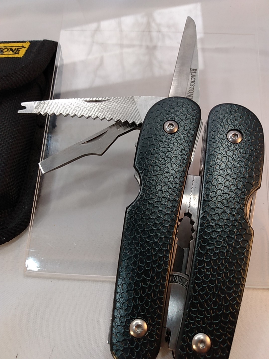 BLACKSTONE Multi Tool with Nylon Pouch – Pliers, Knife, Screwdrivers Sheath