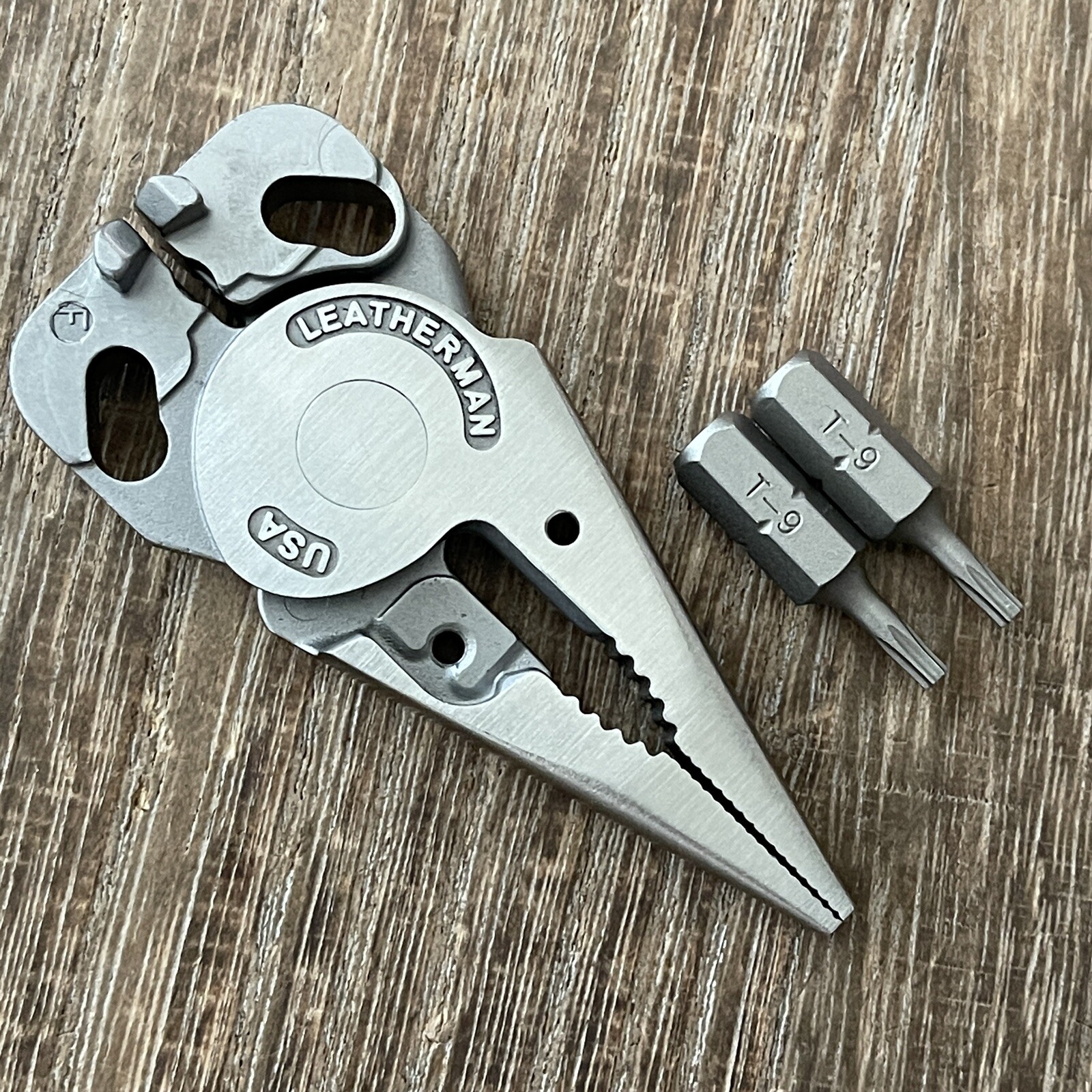 New Leatherman Parts for Replacement: model FREE P2 Pliers Head, bits
