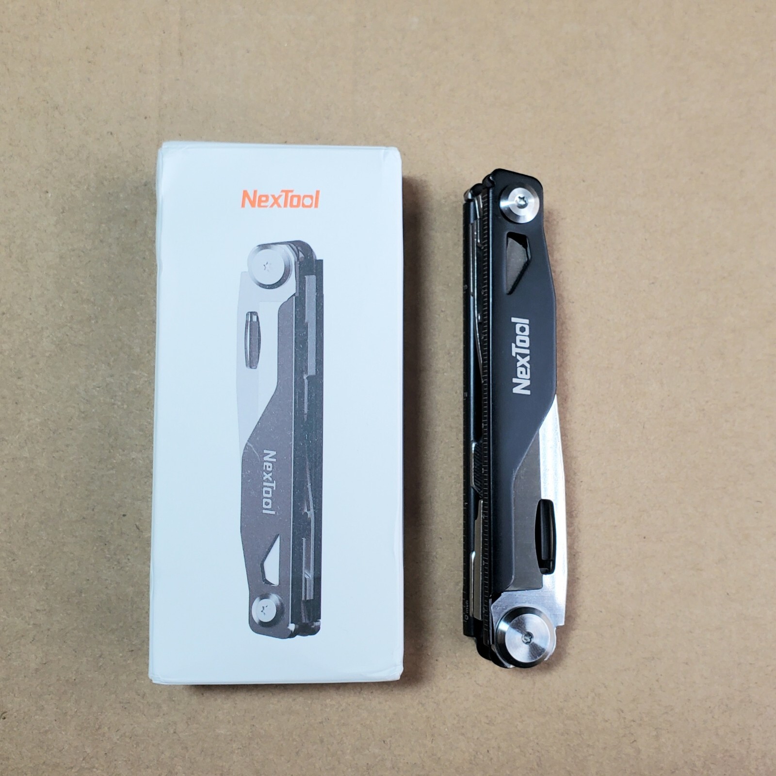 NexTool Knight EDC 11-in-1 Multitool Knife Folding Hand Tool Black 4.34″ Closed