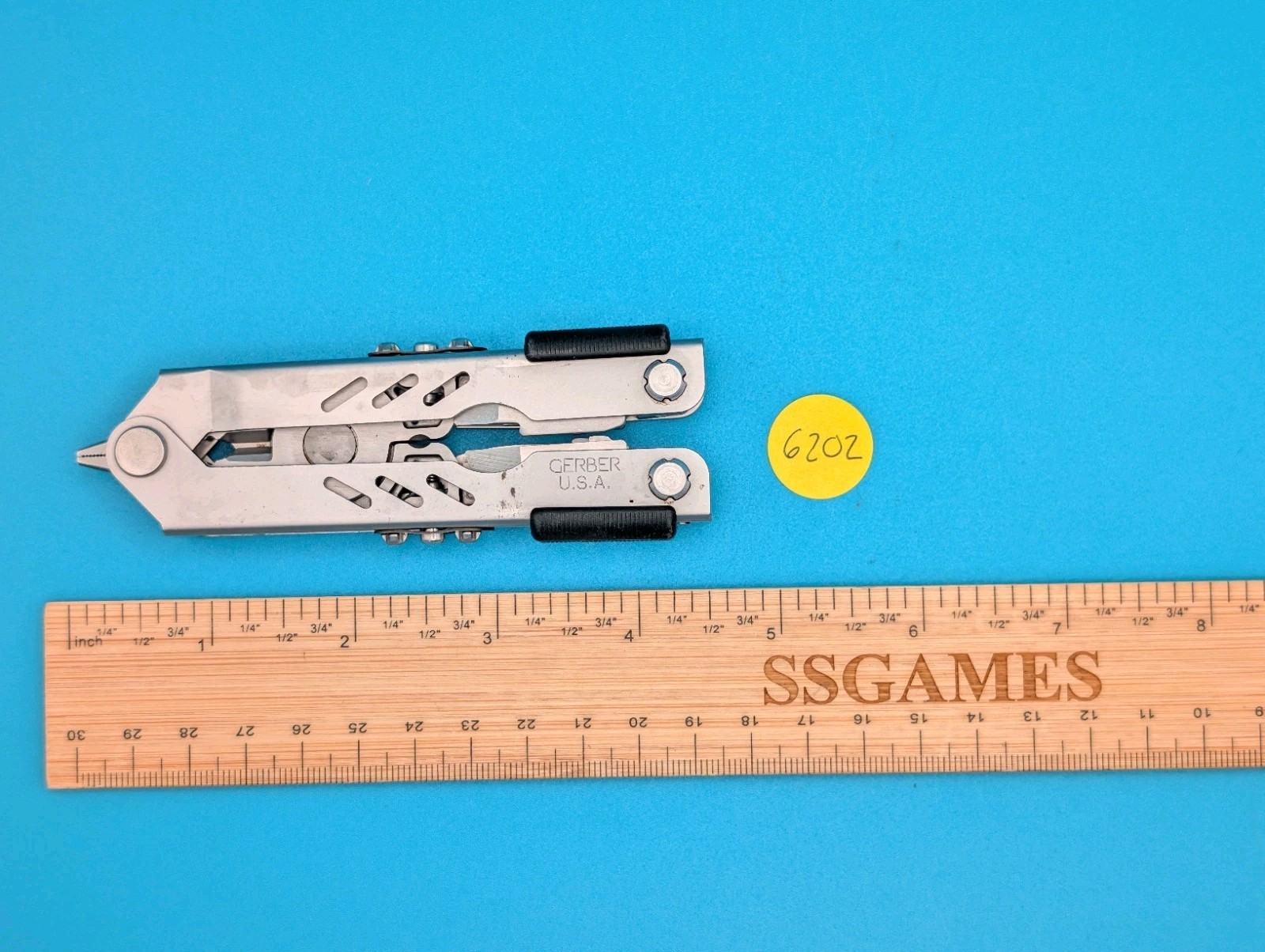 Gerber MP400 Compact Multitool Stainless Steel! With Sheath!